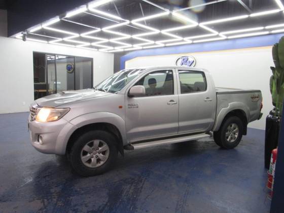 TOYOTA HILUX 3.0 SR 4X4 CD 16V TURBO INTERCOOLER DIESEL 4P AUTOMÁTICO